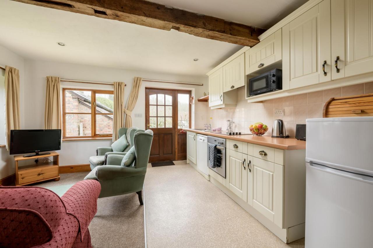 Luccombe Farm Holiday Cottages Milton Abbas Eksteriør billede